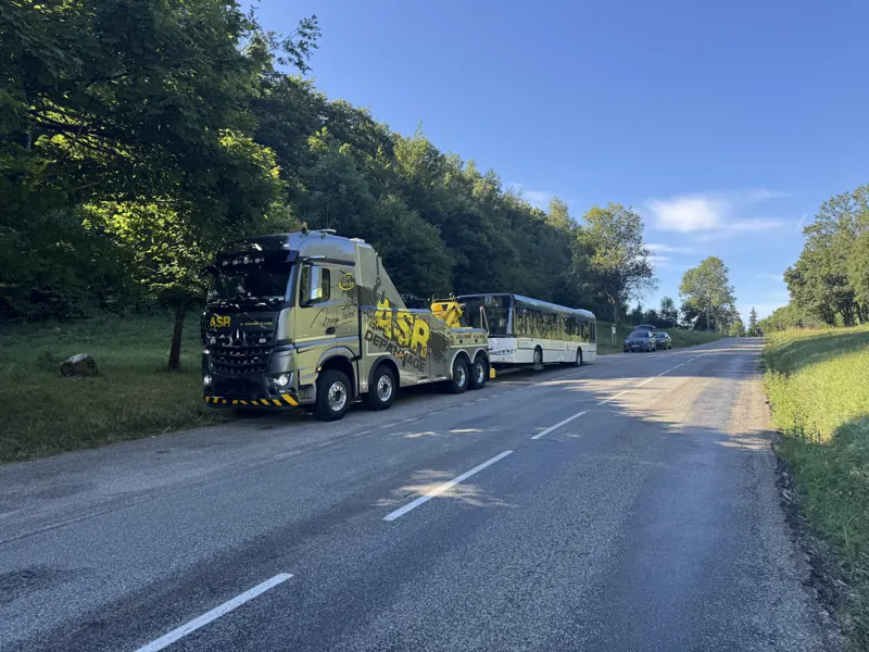 Intervention ASR Dépannage : autobus (photo 2 sur 2)